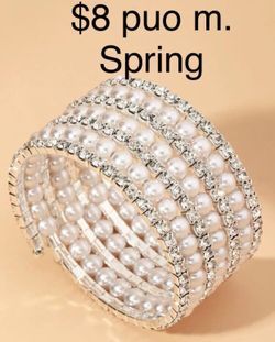 Rhinestone And Faux Pearl 5 Wind Spring Bracelet 