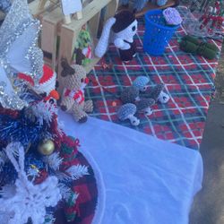 Christmas Crochet Table