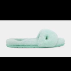 Mae Ugg Slippers 