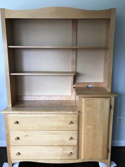 Dresser/Hutch and 3 in 1 crib, toddler bed, and twin