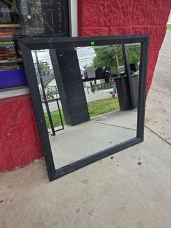 Starter top of the dresser mirror, comes with no hanging hardware, just $10