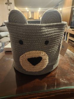 Gray bear basket