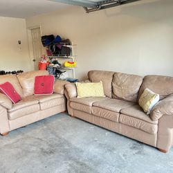 LEATHER COUCHES