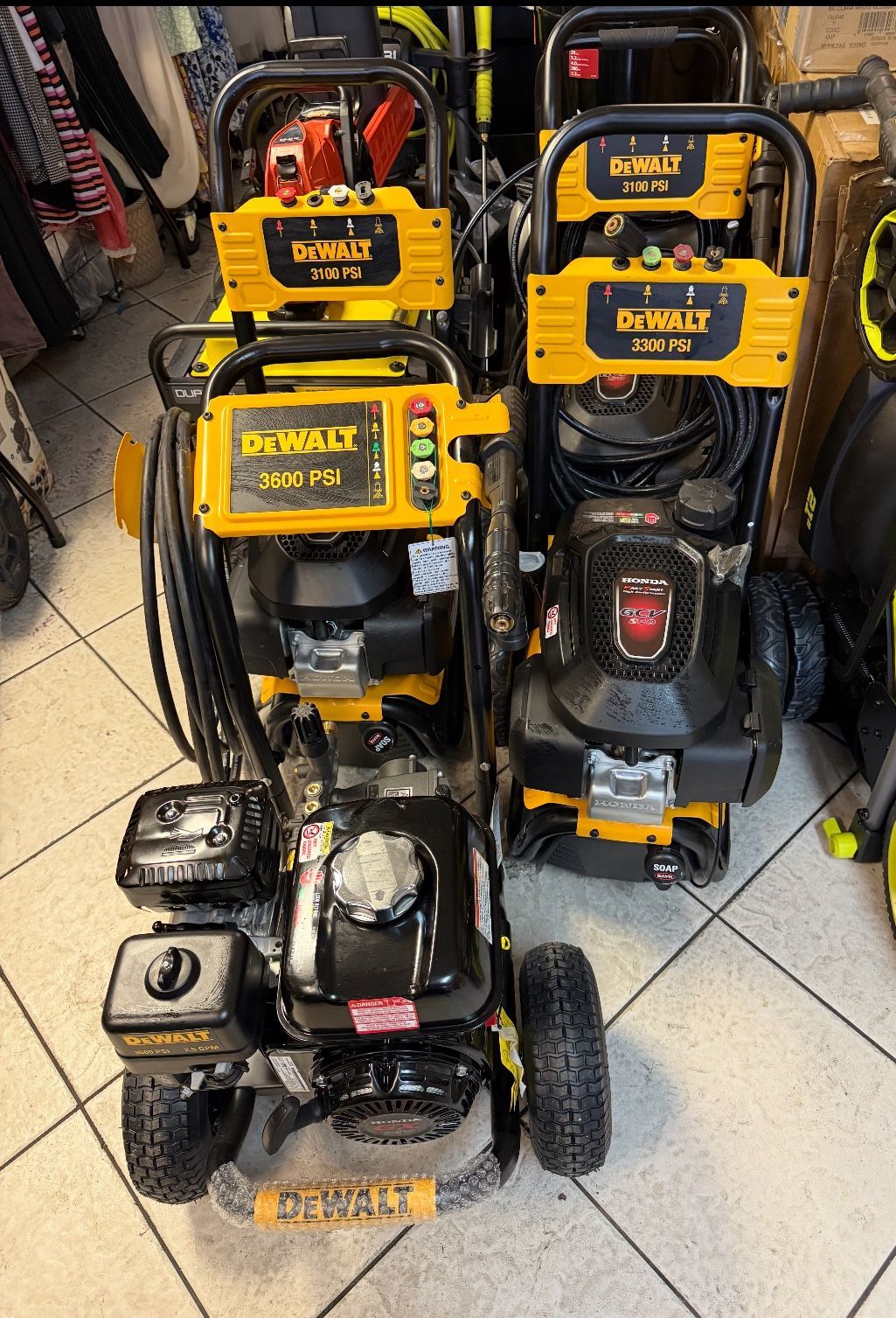 Presure Washer 3600 Psi Honda 3.5 Dewalt !