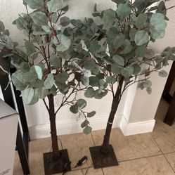 Lighted Tea Light Trees