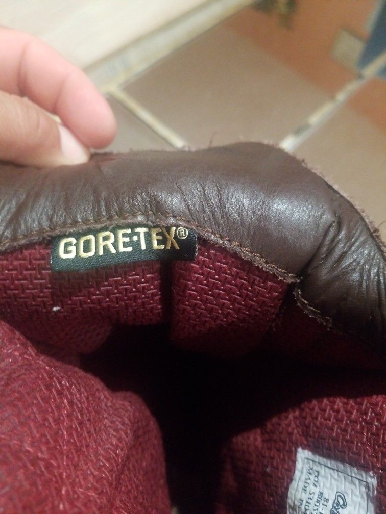 Cabelas Outfitter Series Goretex