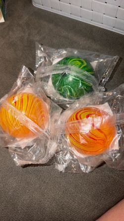 Viral swirl ball squishy