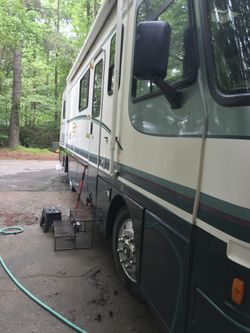 Holiday rambler diesel pusher