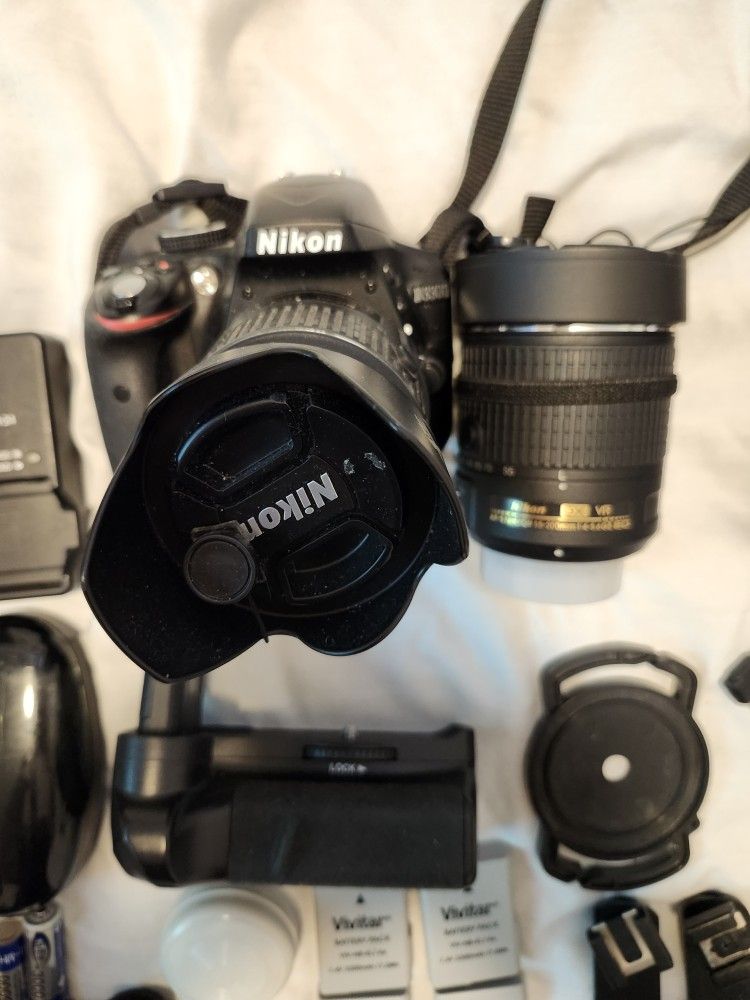 Nikon D3300 With Extra Lens And Accessories