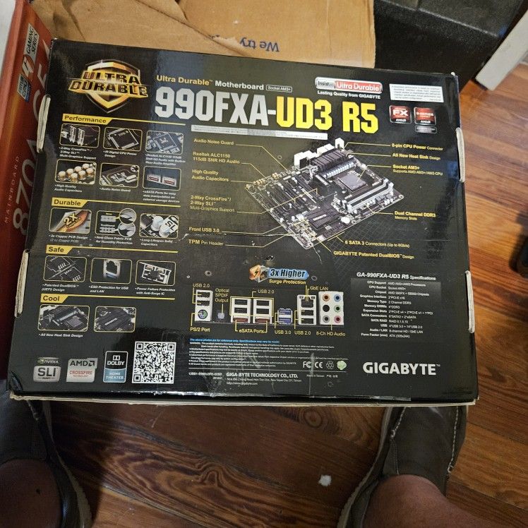 Gigabit 990fxa amd & Amd Cpu