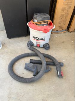 RIGID Wet/Dry Shop-Vac 12Gal/5 HP