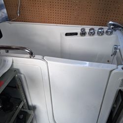 Walk In Jacuzzi Bathtub 
