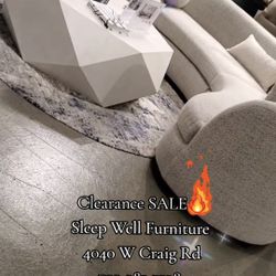 ✨️ Sectional Sofas✨️ Furniture Queen Bedrooms, Dining Avail