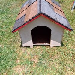 Small Sturdy Dog House