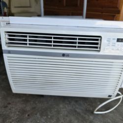 12000 BTU LG Window AC