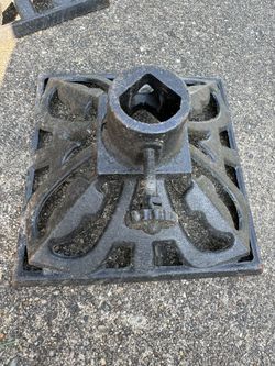 TIKI Cast Iron Torch Stand