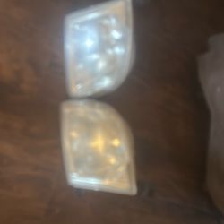 Toyota Tundra Headlights 2002