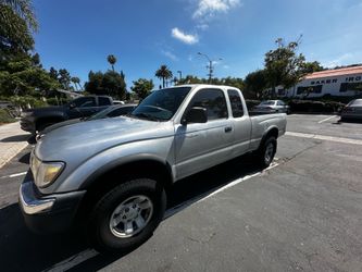 2000 Tacoma sr5