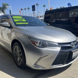 2017 Toyota Camry 🔰 Credito Facil