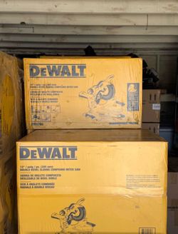 Dewalt DWS780 compound saw