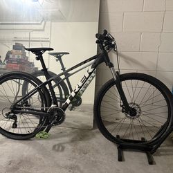$200 Trek bike