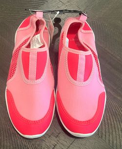Brand New with Tags Sōl Borne Girls Water Shoes - Pink / Size 3