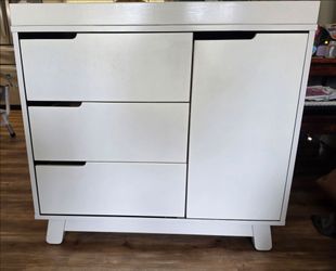 Baby Hudson 3-drawer changing table