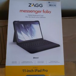 ZAGG messenger folio
