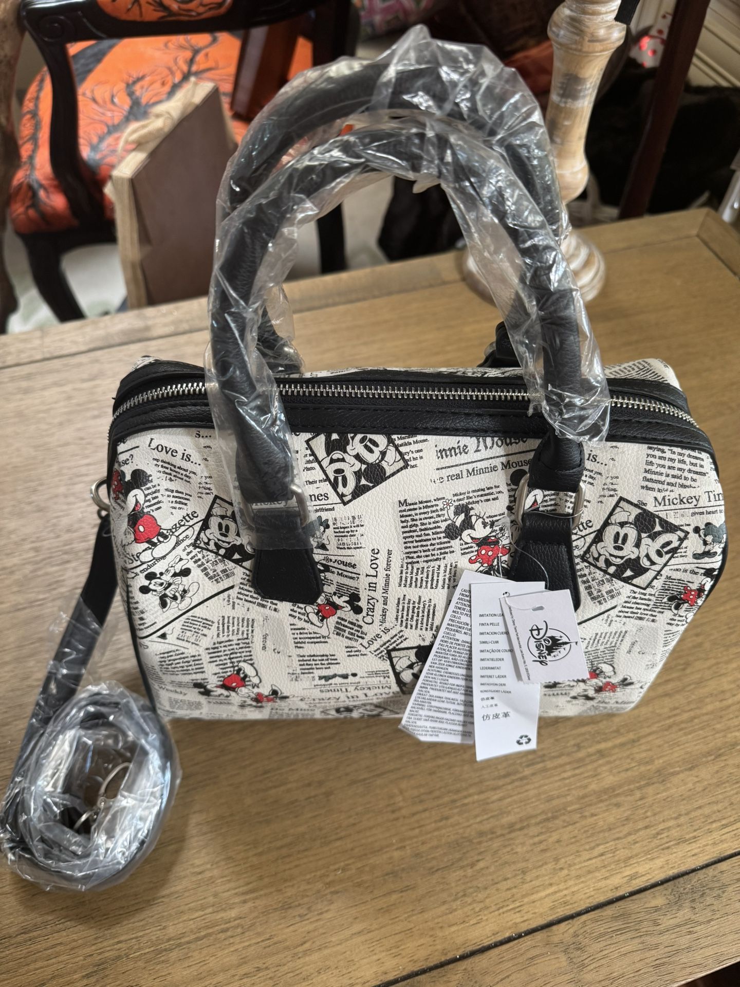 Disney Purse, Crossbody With Min And Mickie
