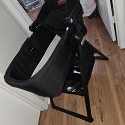 Nuna Bassinet