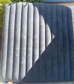 6’ X 7’ INTEX MATTRESS