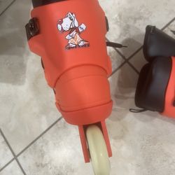 Them 909 Wknd 80mm Skates Sz 11/12 