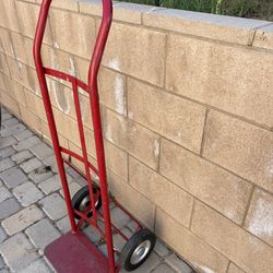 Milwaukee Dolly 300 Lbs Capacity ( Hesperia Ca )