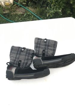 Shoes size 9
