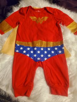 Wonder woman size 3-6 months