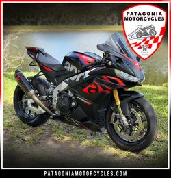 2024 Aprilia RSV4 Factory 1100