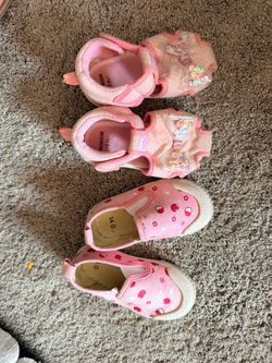 FREE SHOES & Clothes 5T and Under (Girl)