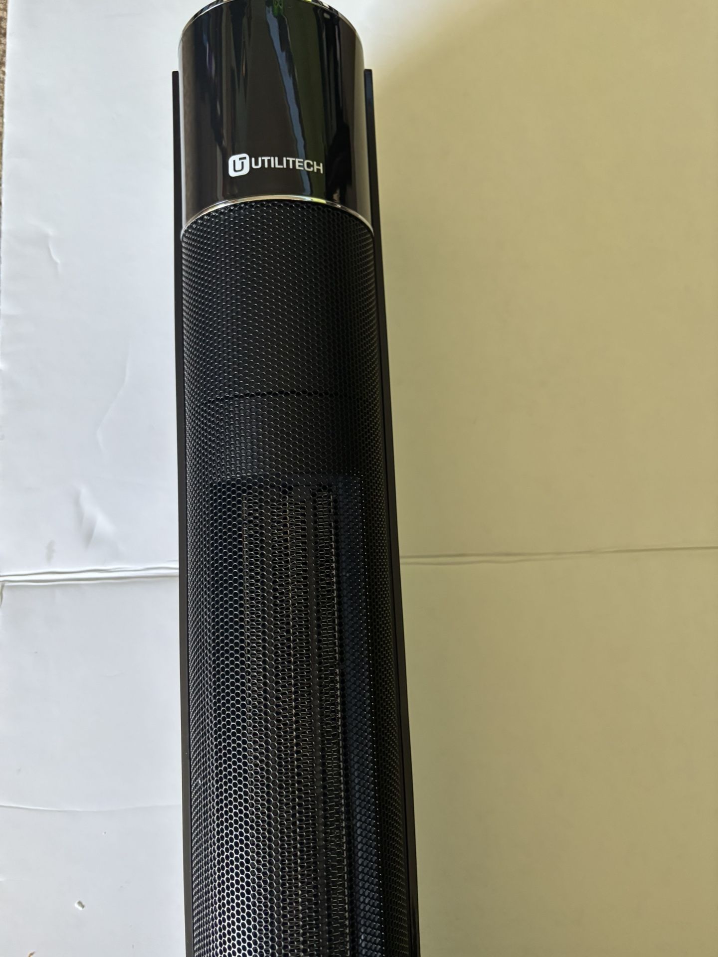 Heater FAN 2-in-1 Ceramic Tower Heater ( Mint Condition)