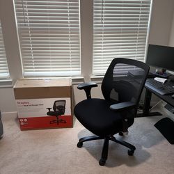 Staples - Driscott Ergonomic fabric managers big & tall chair, 400 lb, - Black