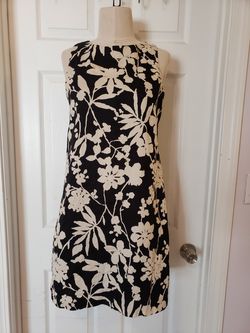 Women's Dress Size Medium 8