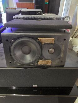 M&K s85c center channel speaker.