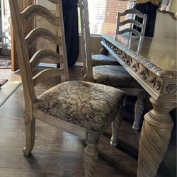 Victorian Style Dinner set with 6 Chairs