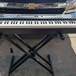 Williams Allegro Electric Keyboard With Stand 