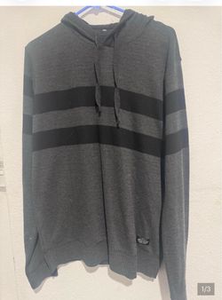 Aéropostale Gray Striped Knit sweatshirt