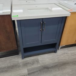 Bathroom Vanity 33" 