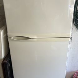 Kitchen Aid Fridge 