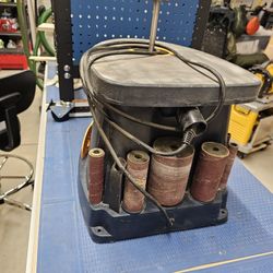Oscillating Spindle Sander