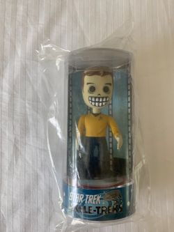 Star Trek Skele—Treks Captain Kirk