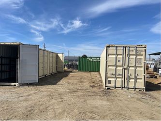 40 FOOT HIGH CUBE 4 DOOR OPEN SIDE