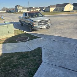 1990 chevy truck 1500 5.7 engine runs great